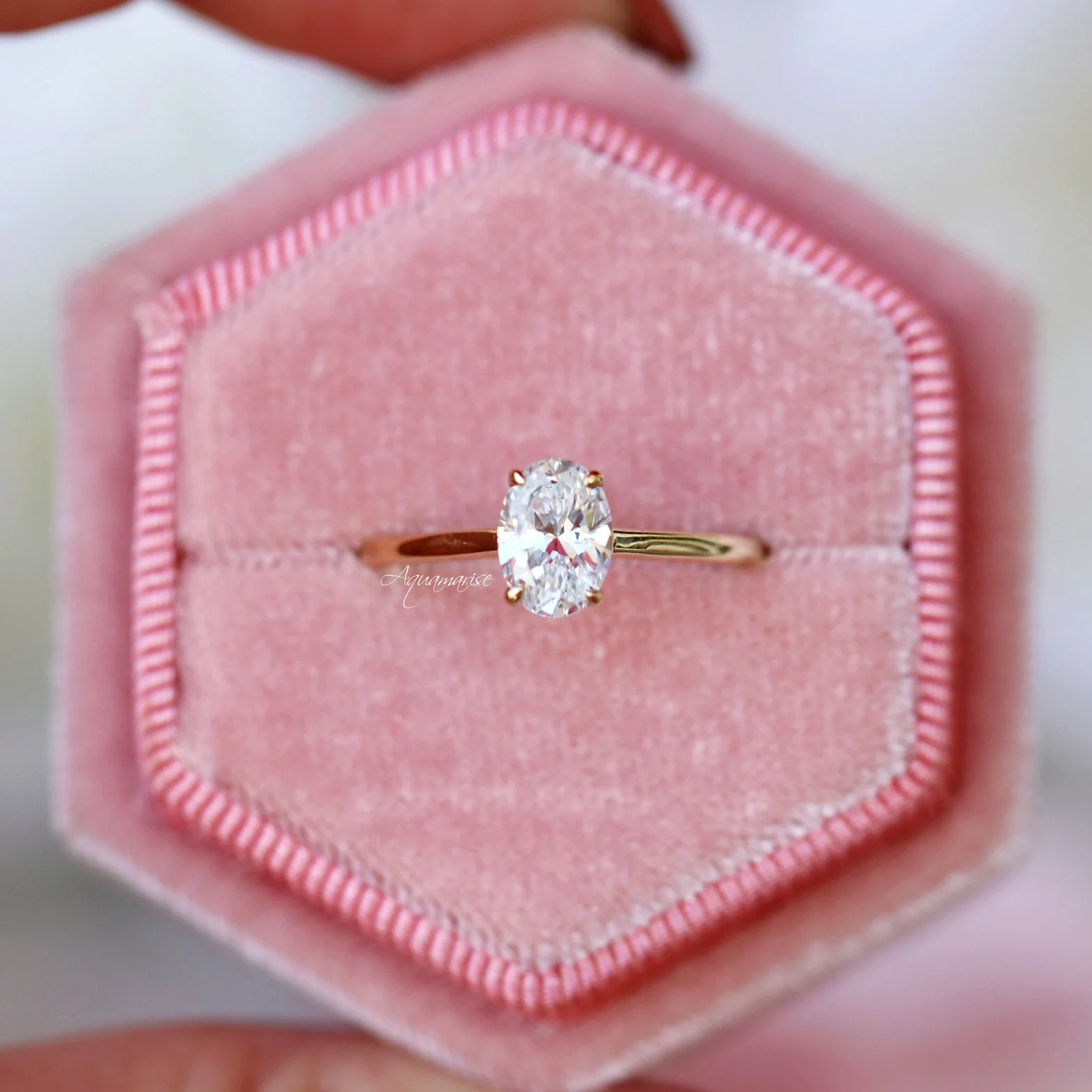 Oval Lab-Grown Diamond Engagement Ring Set in Solid 14K Yellow Gold (IGI Certified) - Image 8