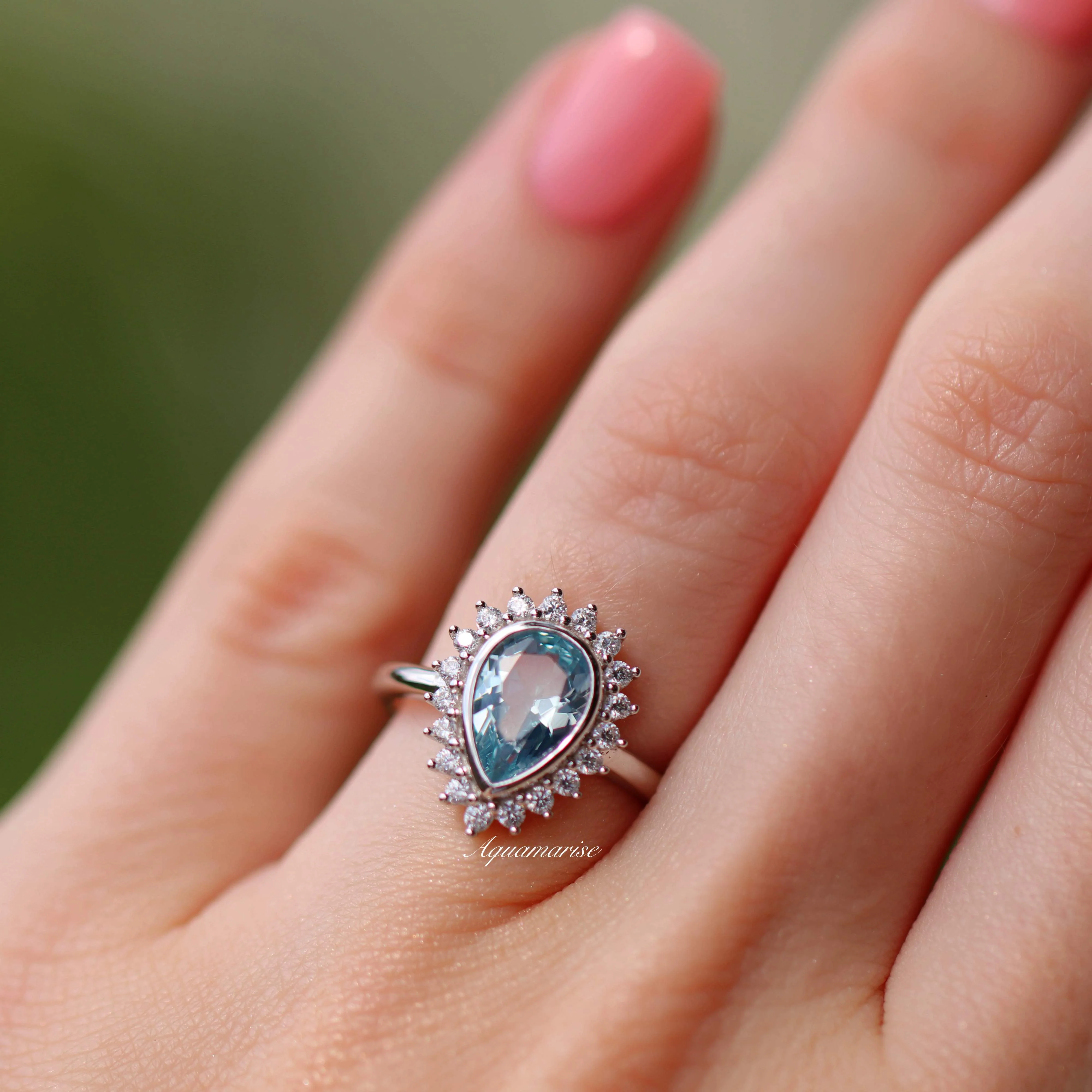 Teardrop Bezel Aquamarine Ring in Sterling Silver - Image 3