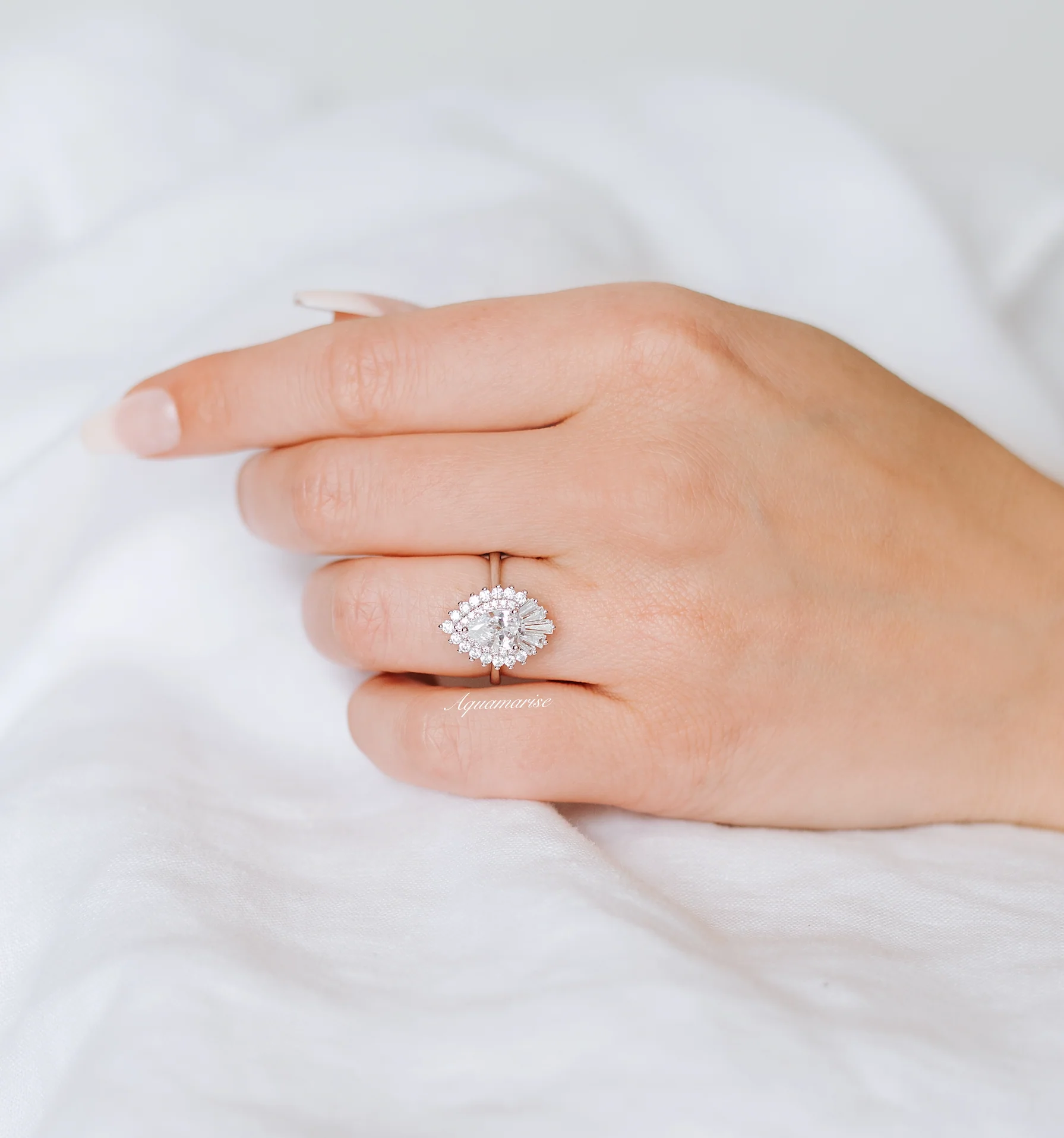 Vintage Lab-Grown Diamond Engagement Ring in 14K White Gold (IGI Certified) - Image 2