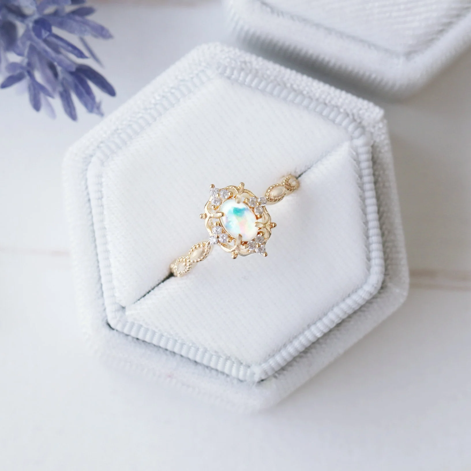 Vintage Natural Australian Opal Engagement Ring in 14K Solid Yellow Gold - Image 3