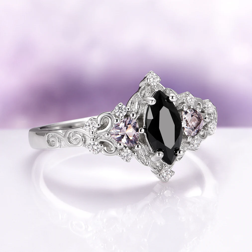Elain Black Onyx Dark Fairy Leaf Ring in Sterling Silver - Image 2