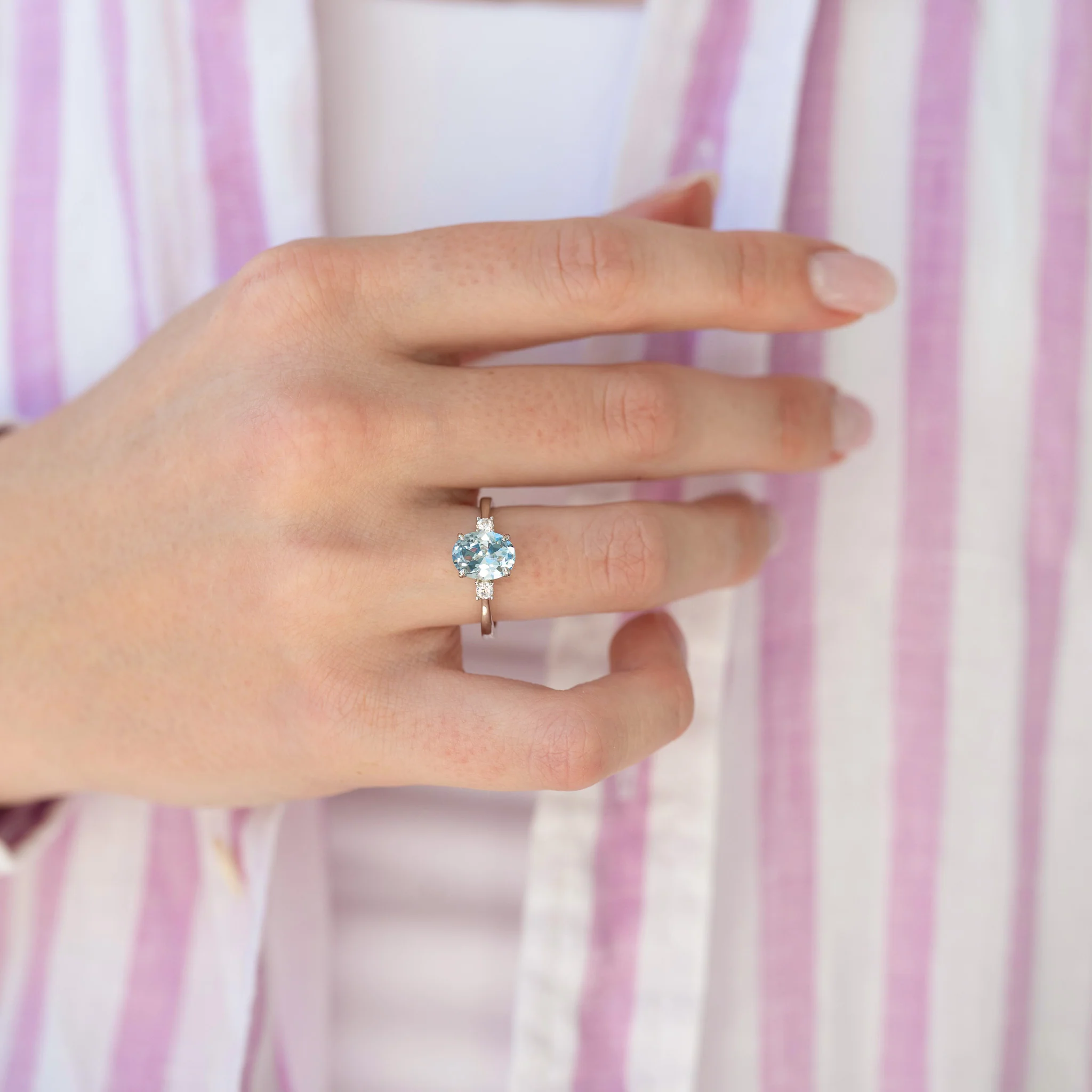 Everly Oval Cut Aquamarine Engagement Ring in 14K White Gold - Image 3