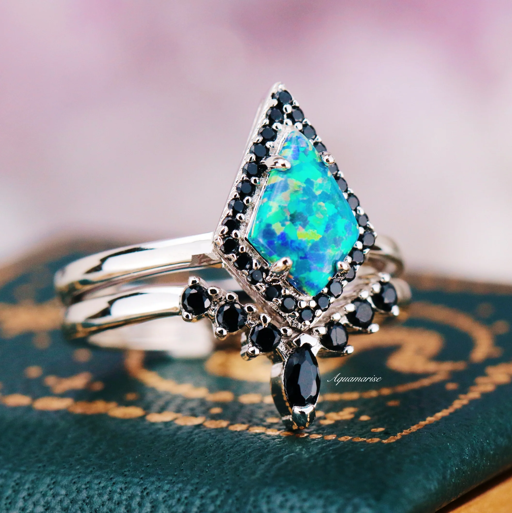 Kite Cut Green Fire Opal & Black Onyx Ring Set in Sterling Silver - Image 6