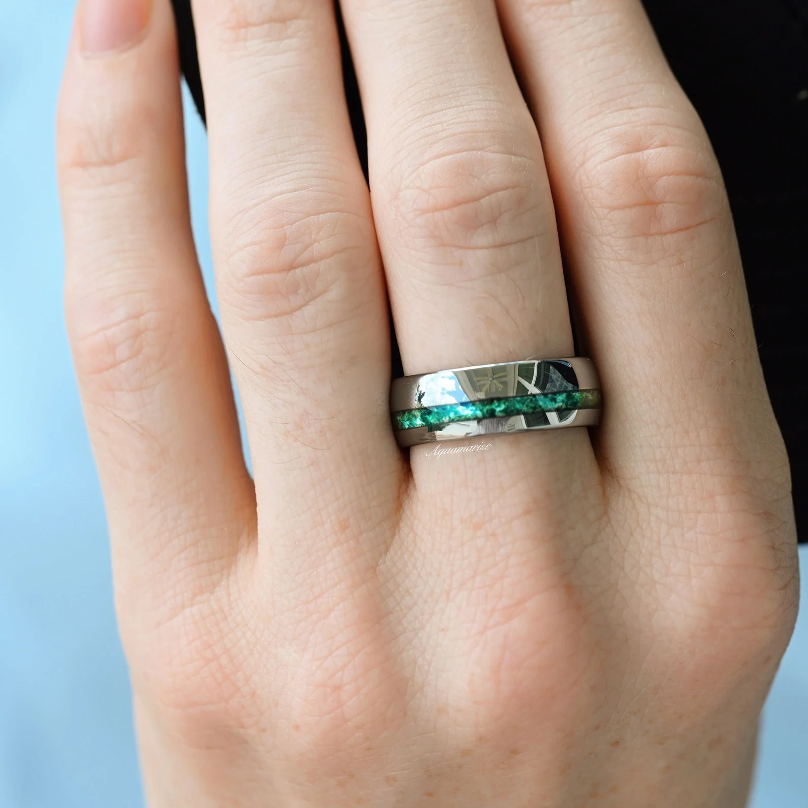 Crushed Green Moss Agate Wedding Band in Tungsten Carbide (8mm) - Image 3