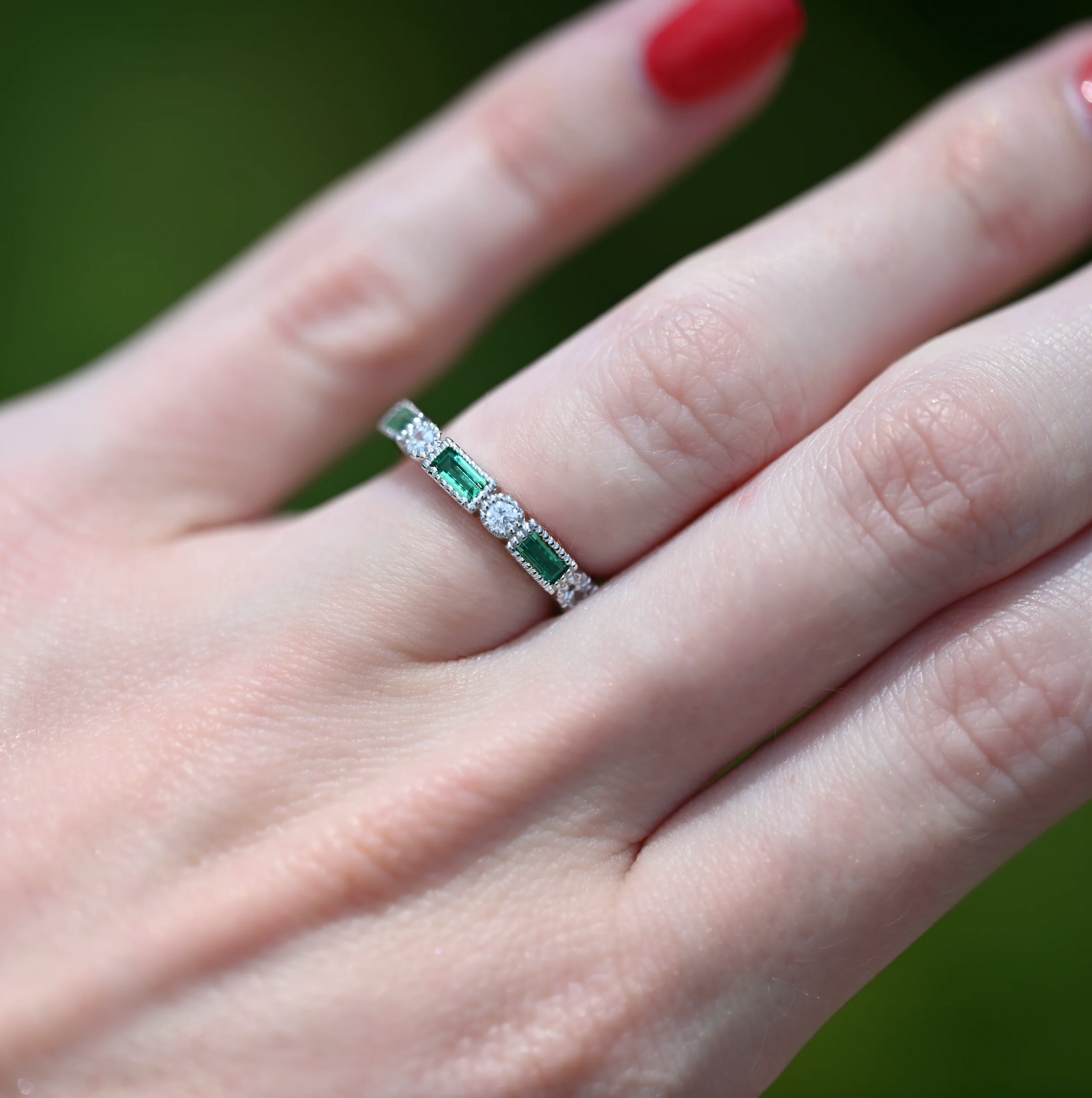 Ari Art Deco Emerald Wedding Band- Sterling Silver - Image 3