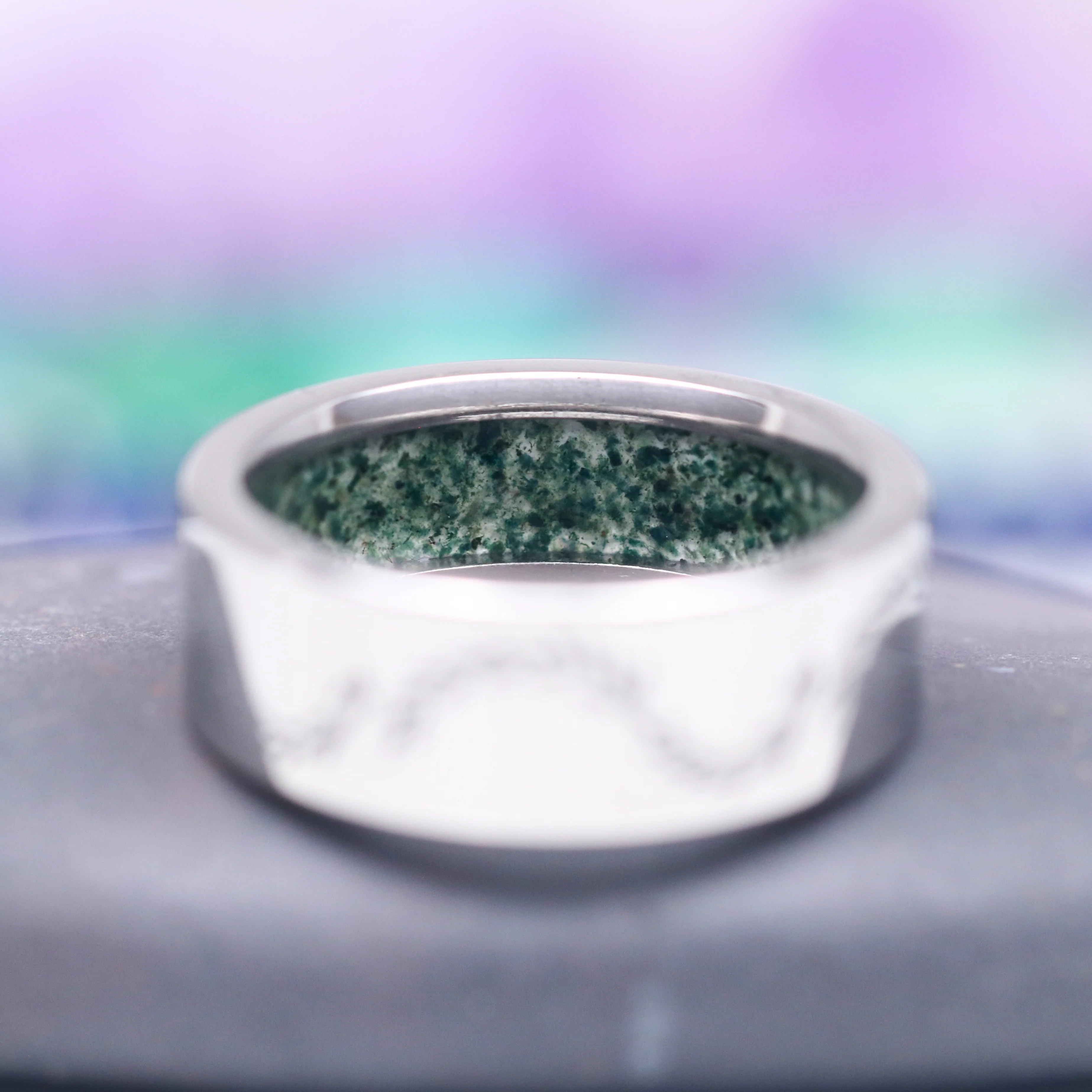 Kite Moss Agate & Emerald Leaf Couples Ring Set - Image 4