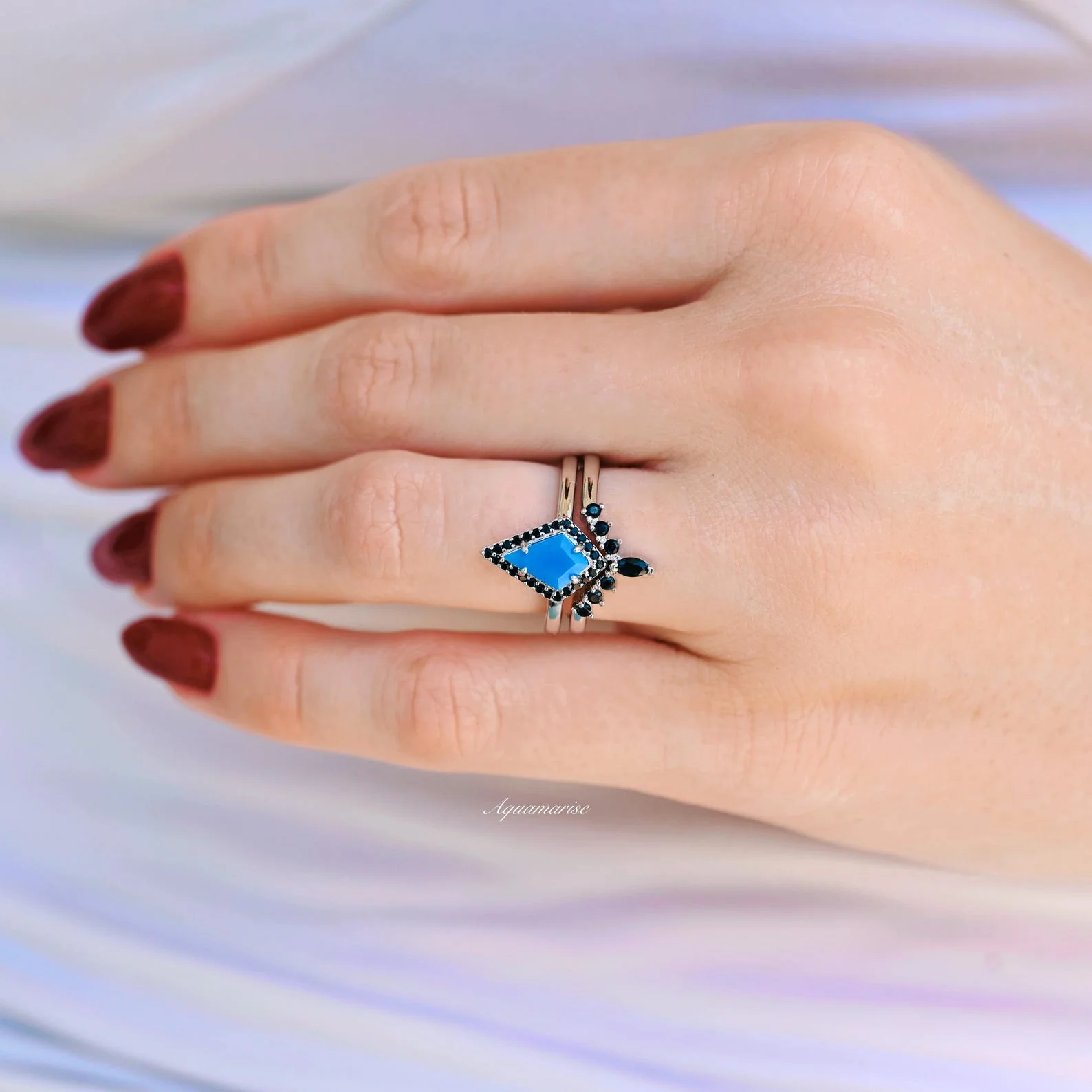 Opalescent Blue Sapphire & Black Onyx Ring Set- Sterling Silver - Image 4