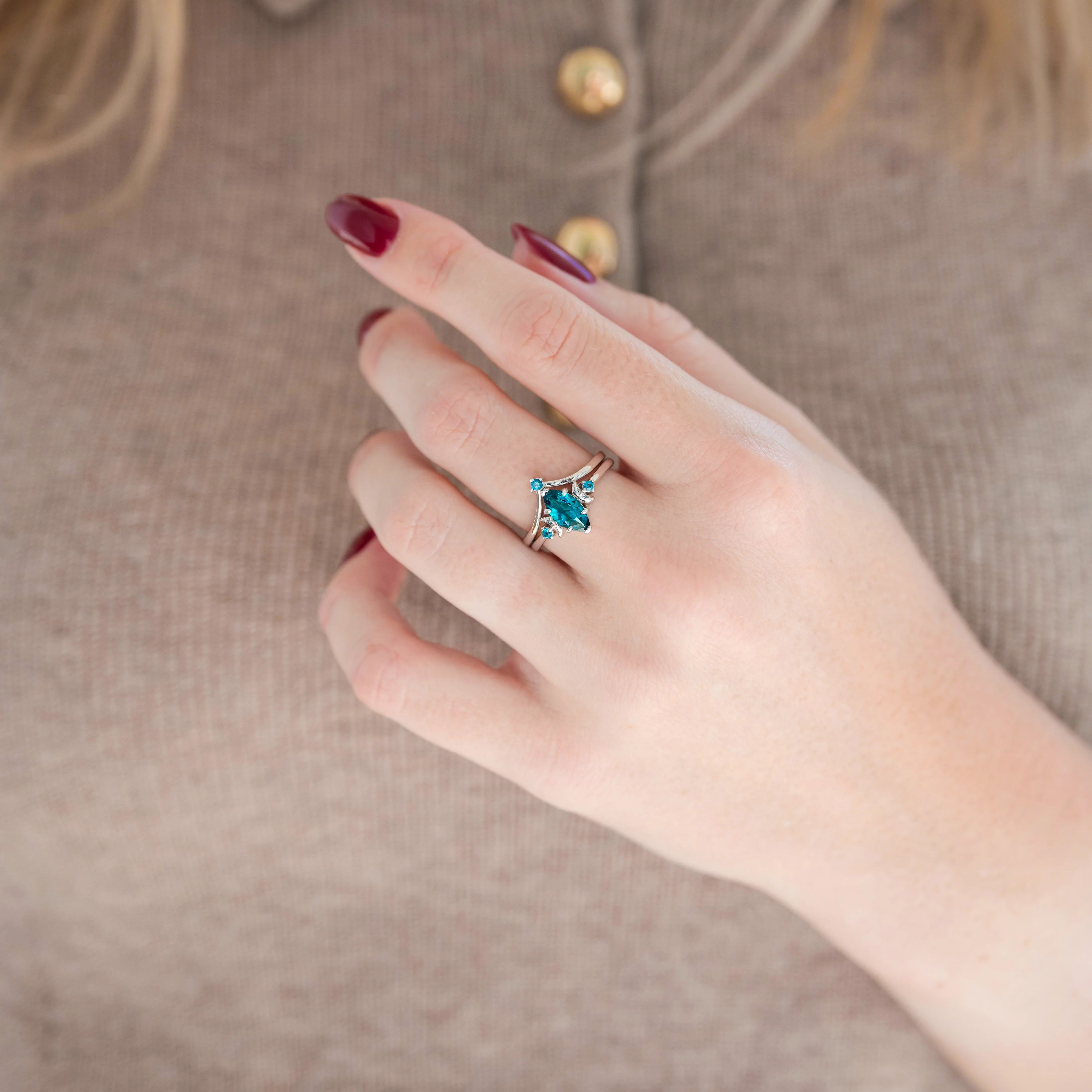Teal Sapphire Crescent Moon Ring Set in 14K White Gold - Image 4