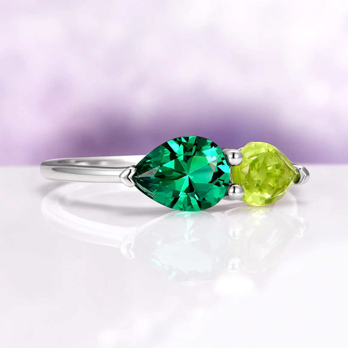 Toi Et Moi Peridot and Emerald Engagement Ring in 14K White Gold - Image 4