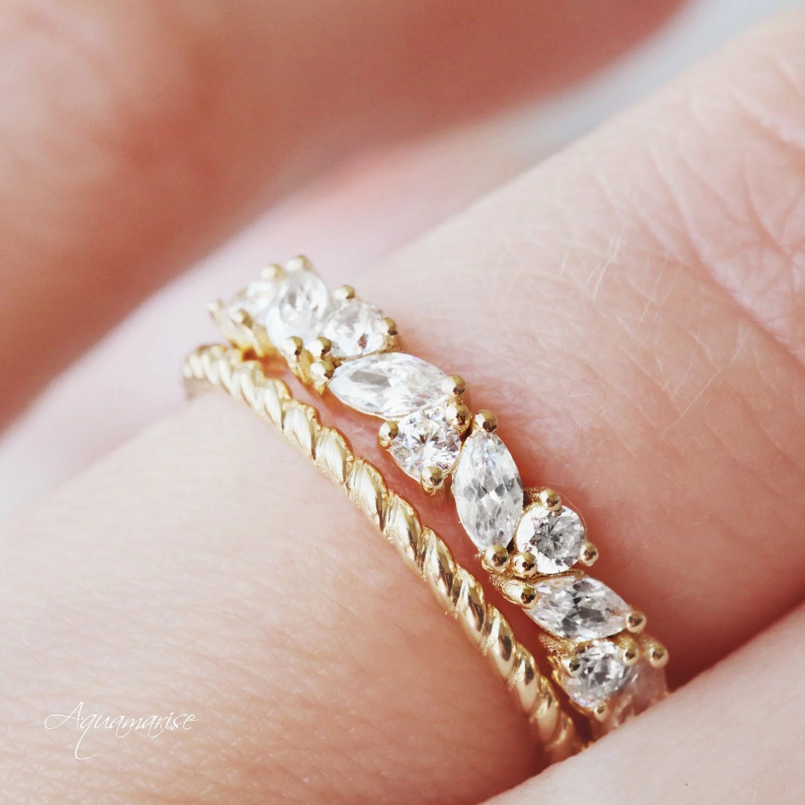 Willow Marquise Diamond Leaf Wedding Band in Solid 14K Yellow Gold - Image 3