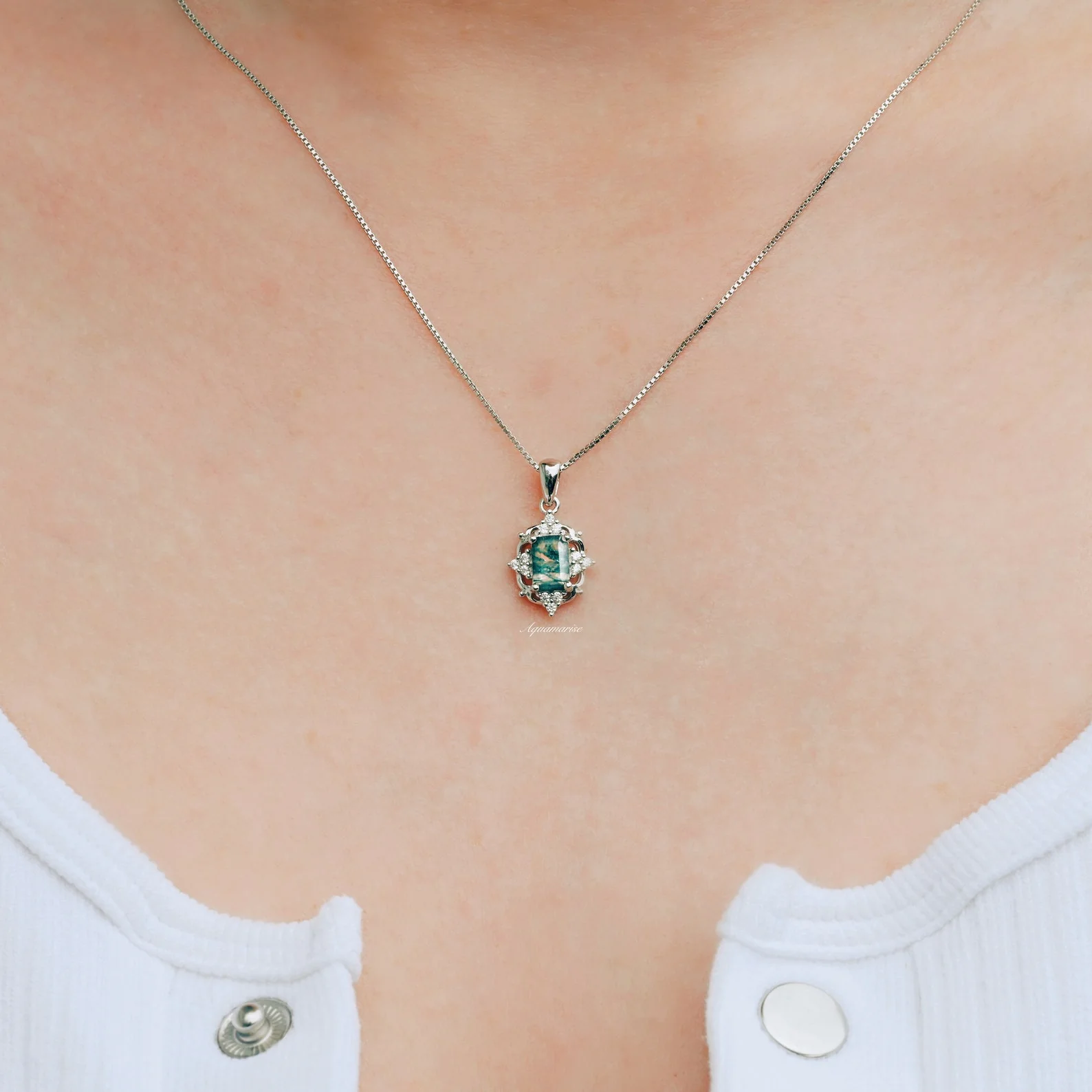 Vintage Green Moss Agate Necklace in Sterling Silver - Image 4