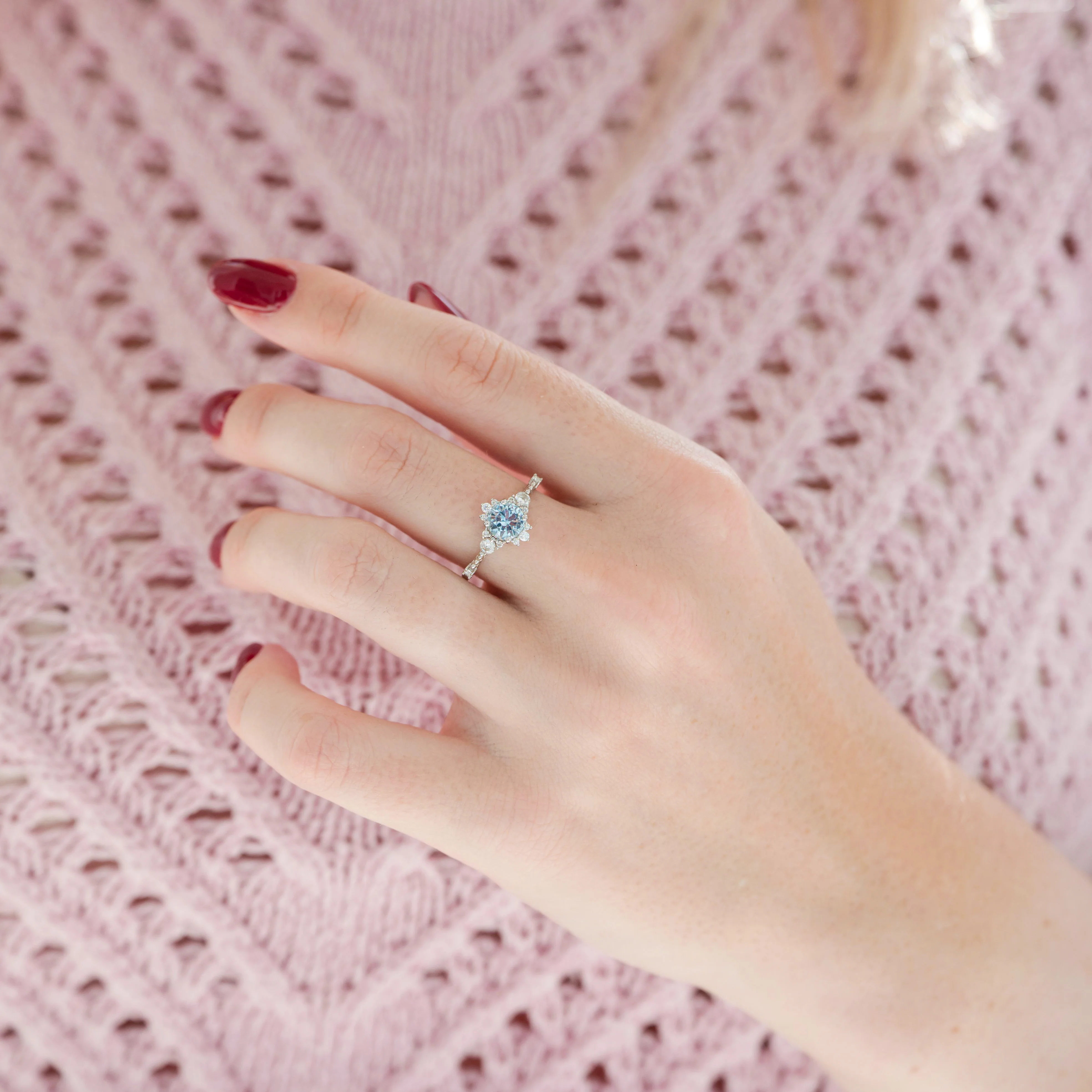 Vintage Round Cut Aquamarine Ring in Sterling Silver - Image 4