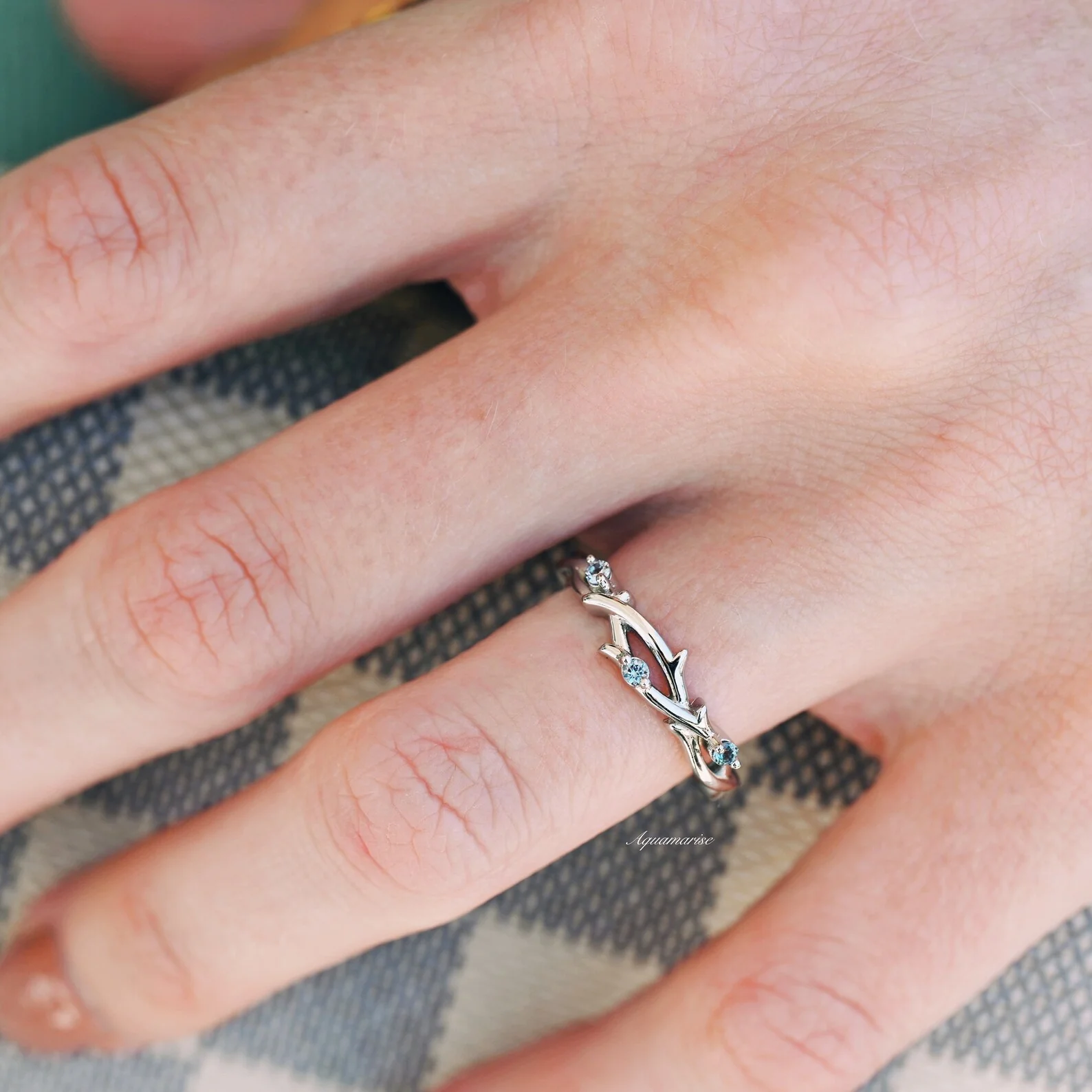 Whimsical Leaf Alexandrite Twig Wedding Band in Sterling Silver - Image 3